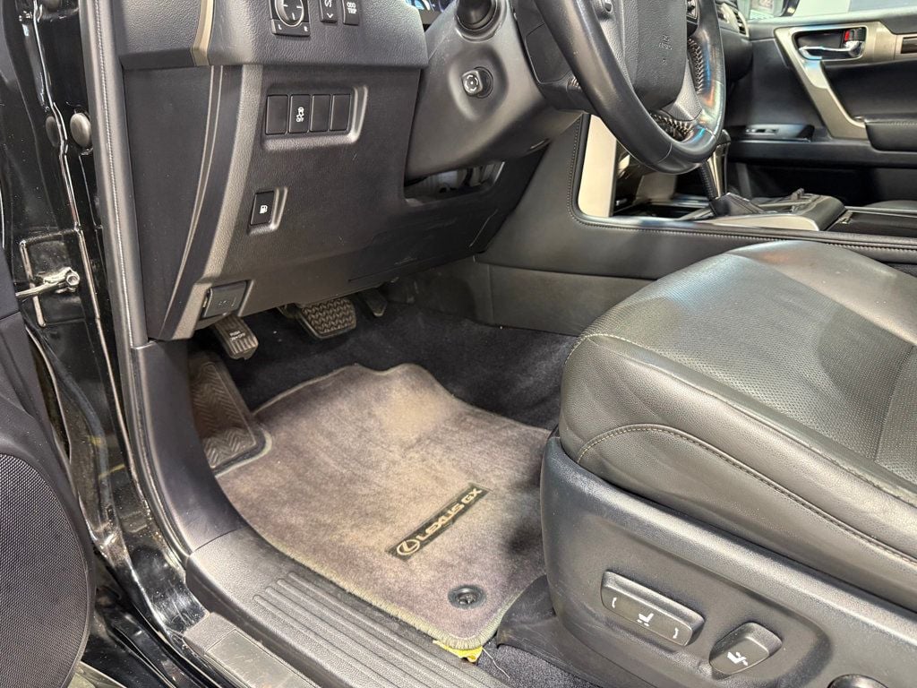 2016 Lexus GX 460 4WD 4dr - 22995435 - 47