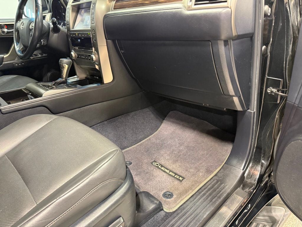 2016 Lexus GX 460 4WD 4dr - 22995435 - 54