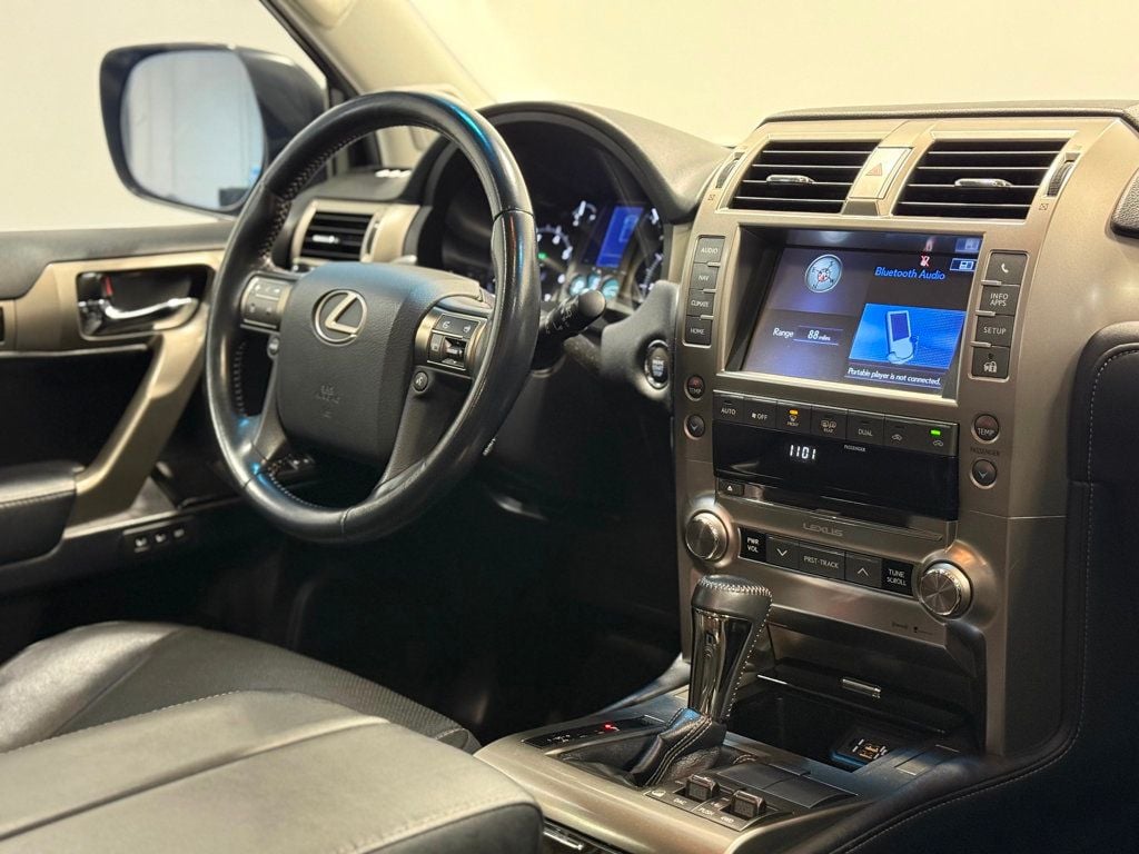 2016 Lexus GX 460 4WD 4dr - 22995435 - 57