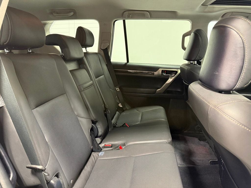 2016 Lexus GX 460 4WD 4dr - 22995435 - 61