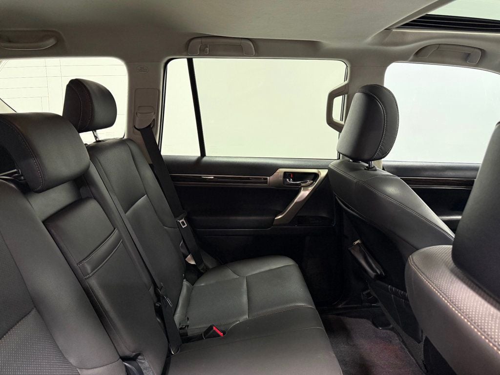 2016 Lexus GX 460 4WD 4dr - 22995435 - 62