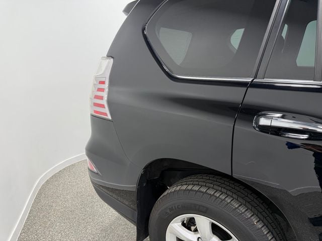 2016 Lexus GX 460 4WD 4dr - 22995435 - 6