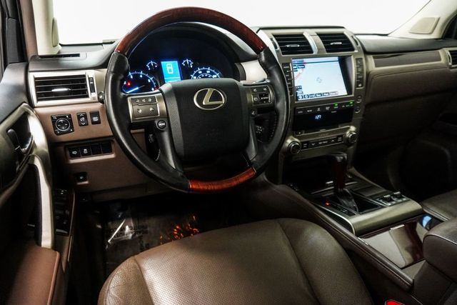 2016 Lexus GX 460 4WD 4dr - 23050597 - 12