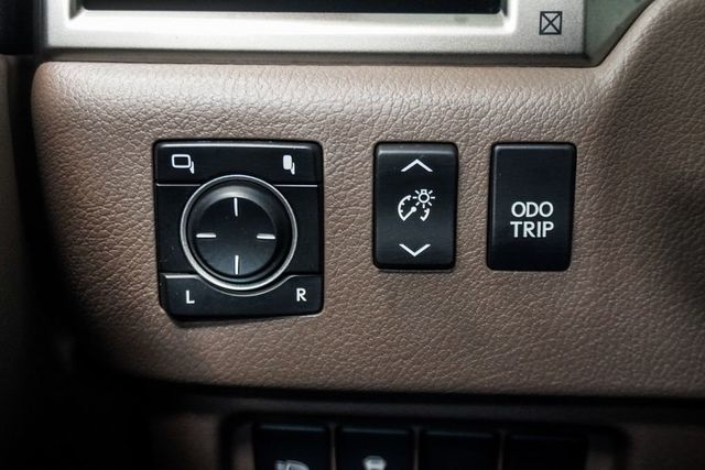 2016 Lexus GX 460 4WD 4dr - 23050597 - 21
