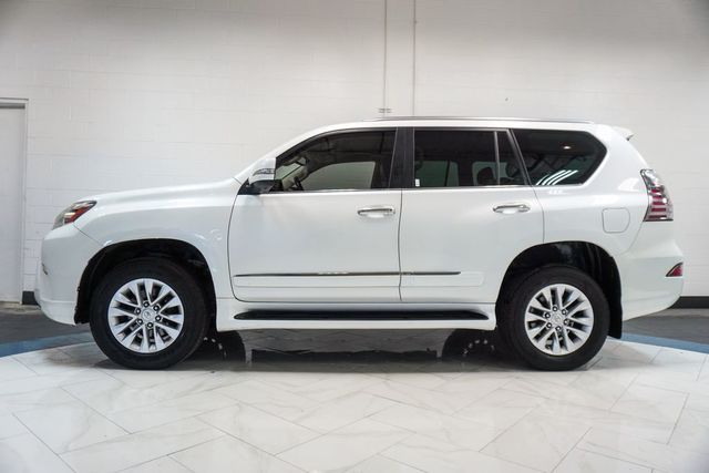2016 Lexus GX 460 4WD 4dr - 23050597 - 32