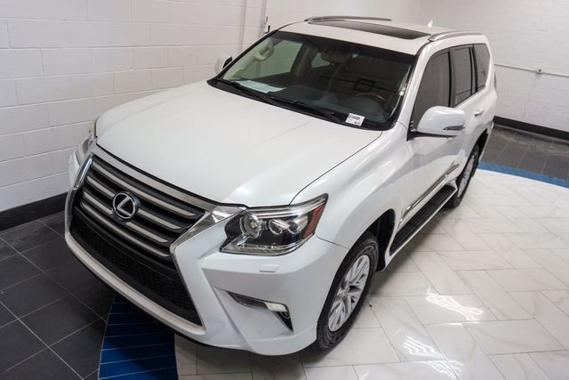 2016 Lexus GX 460 4WD 4dr - 23050597 - 37