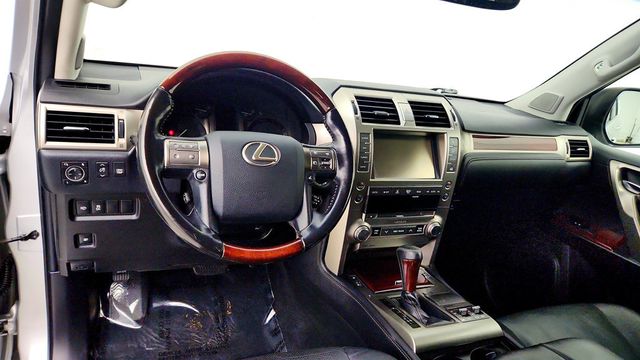 2016 Lexus GX 460 4WD 4dr - 23056587 - 11