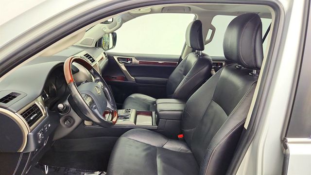 2016 Lexus GX 460 4WD 4dr - 23056587 - 18