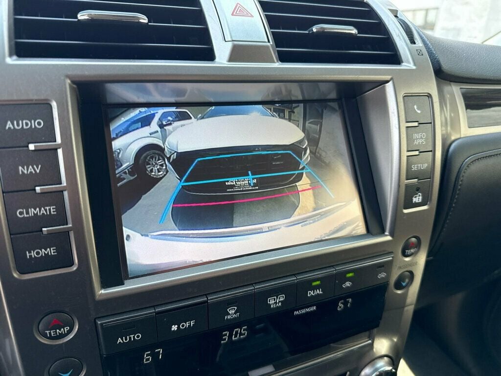 2016 Lexus GX 460 photo 4