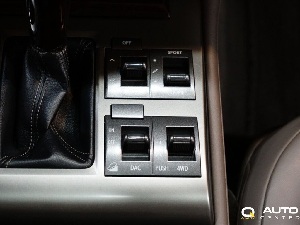 2016 Lexus GX 460 4WD 4dr Luxury - 23082165 - 24