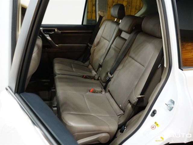 2016 Lexus GX 460 4WD 4dr Luxury - 23082165 - 33