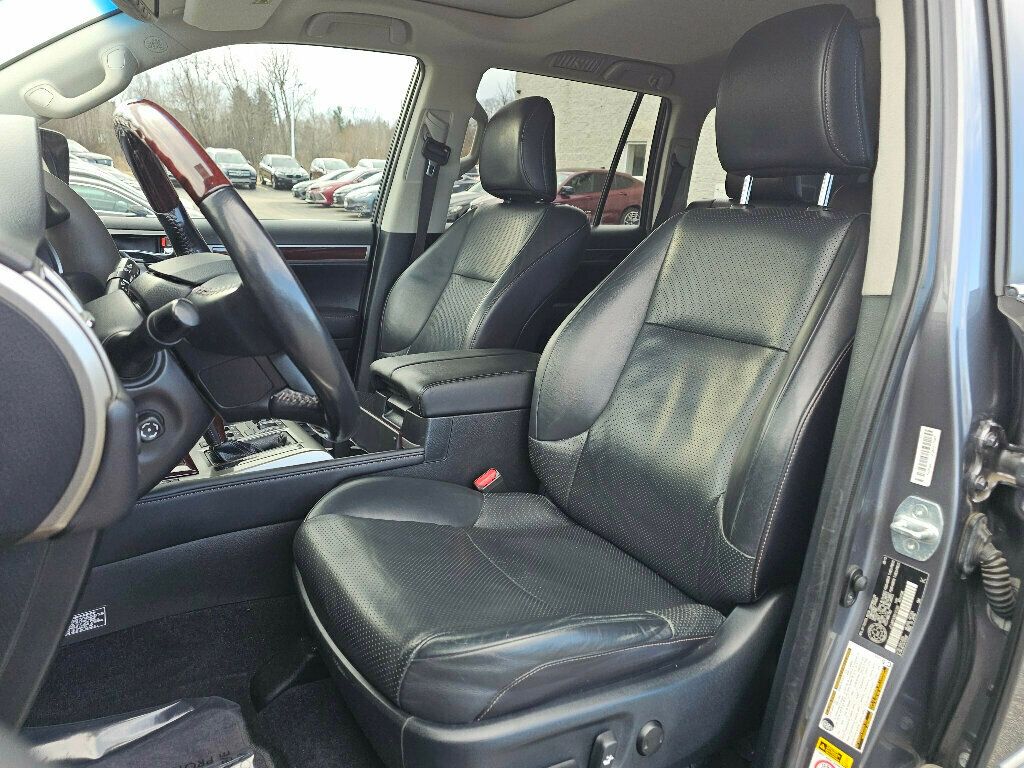 2016 Lexus GX 460 4WD 4dr Luxury - 22969936 - 14