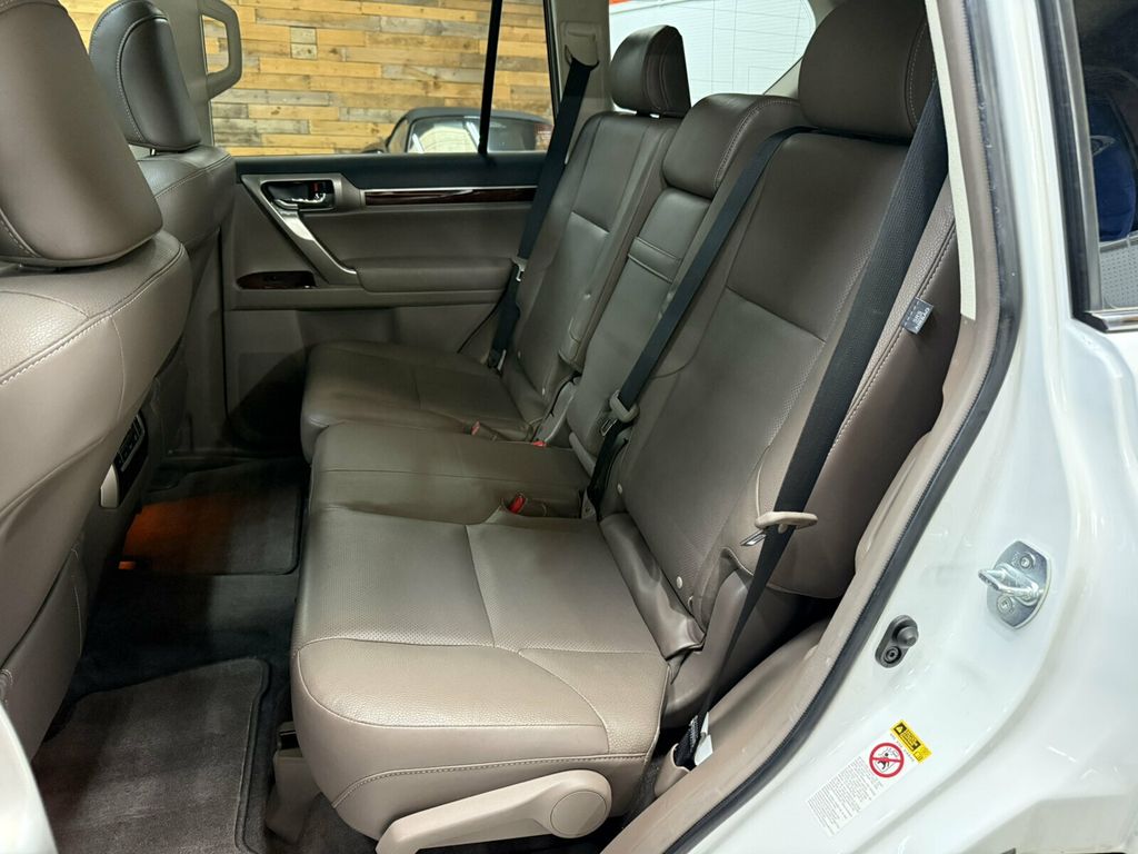 2016 Lexus GX 460 Local Trade/4x4/Premium Pkg/Heated&Cooled Seats/Comfort Pkg/NAV - 23064760 - 22