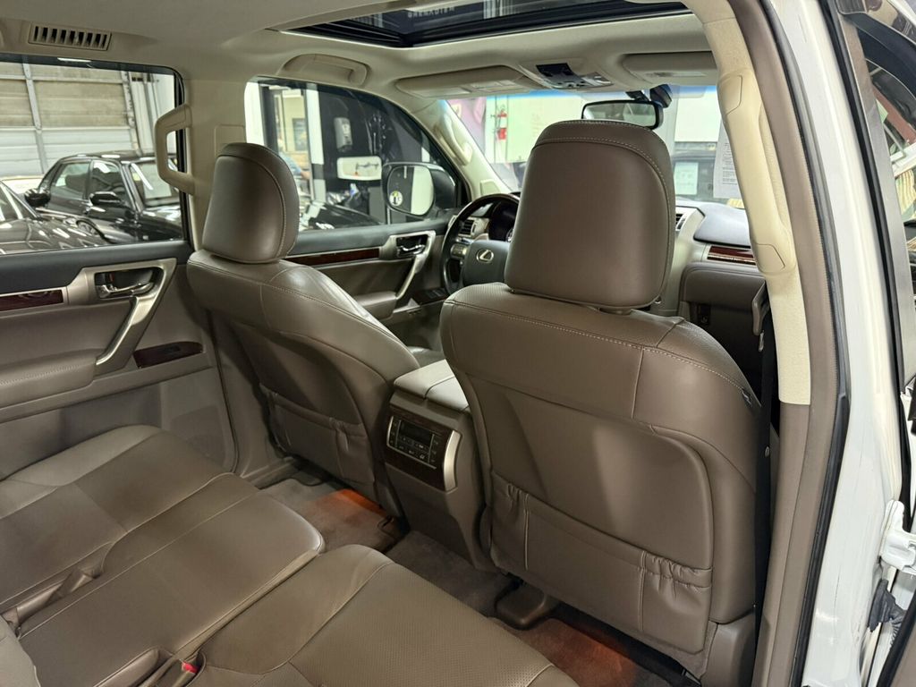 2016 Lexus GX 460 Local Trade/4x4/Premium Pkg/Heated&Cooled Seats/Comfort Pkg/NAV - 23064760 - 27