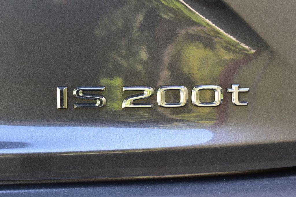 2016 Lexus IS 200t 4dr Sedan - 22094649 - 46
