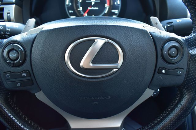 2016 Lexus IS 200t 4dr Sedan - 22962622 - 29