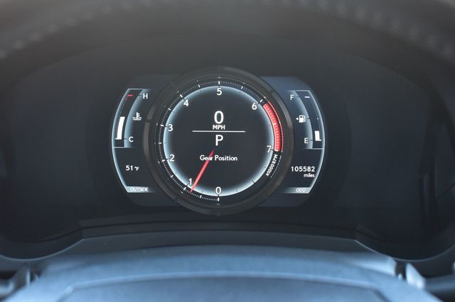 2016 Lexus IS 200t 4dr Sedan - 22962622 - 30