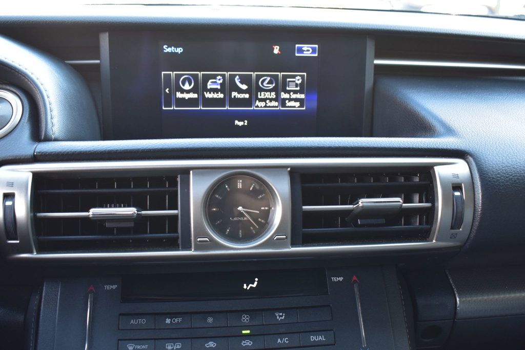 2016 Lexus IS 200t 4dr Sedan - 22962622 - 39