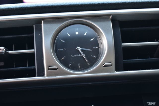 2016 Lexus IS 200t 4dr Sedan - 22962622 - 42