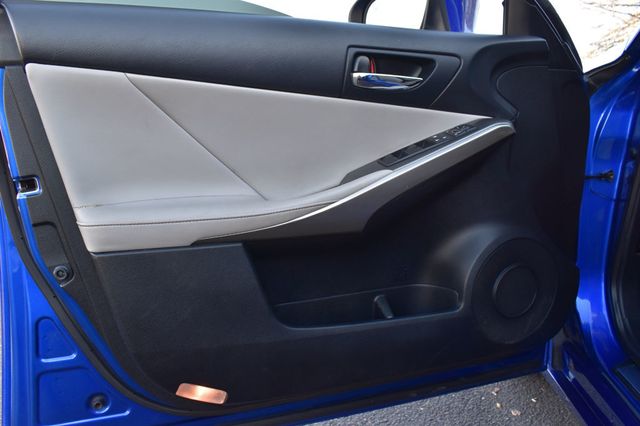 2016 Lexus IS 200t 4dr Sedan - 22962622 - 48