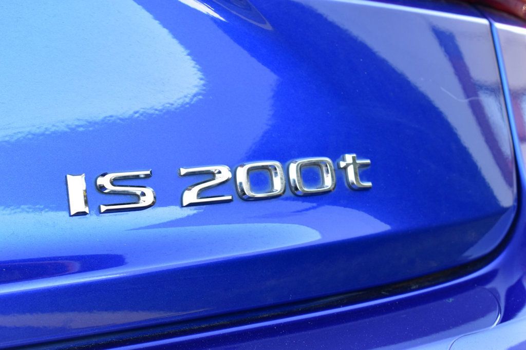 2016 Lexus IS 200t 4dr Sedan - 22962622 - 58