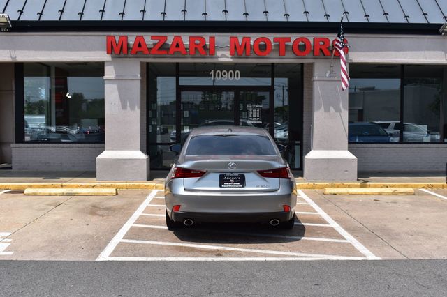 2016 Lexus IS 200t 4dr Sedan - 23049631 - 9