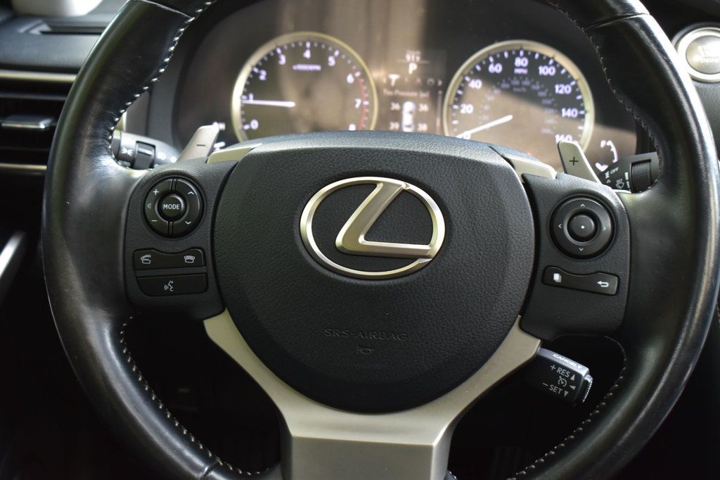 2016 Lexus IS 200t 4dr Sedan - 23049631 - 23
