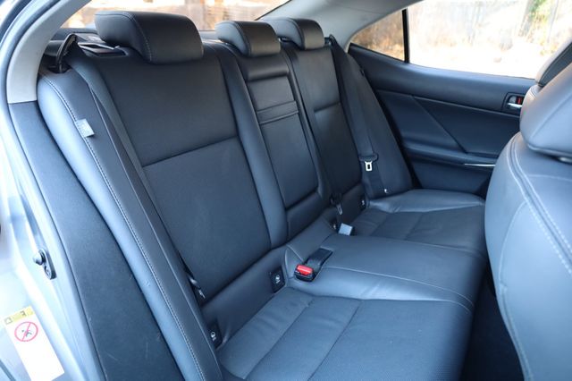 2016 Lexus IS 200t 4dr Sedan - 22970729 - 21