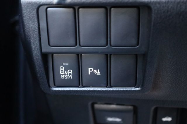 2016 Lexus IS 200t 4dr Sedan - 22970729 - 29