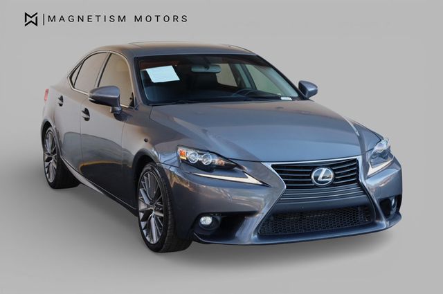 2016 Lexus IS 200t 4dr Sedan - 22970729 - 3