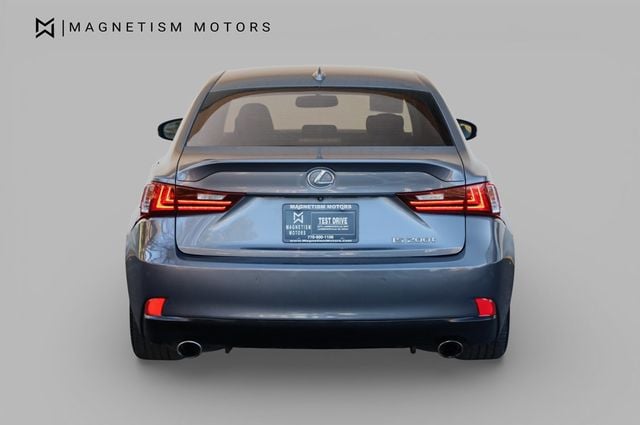 2016 Lexus IS 200t 4dr Sedan - 22970729 - 7