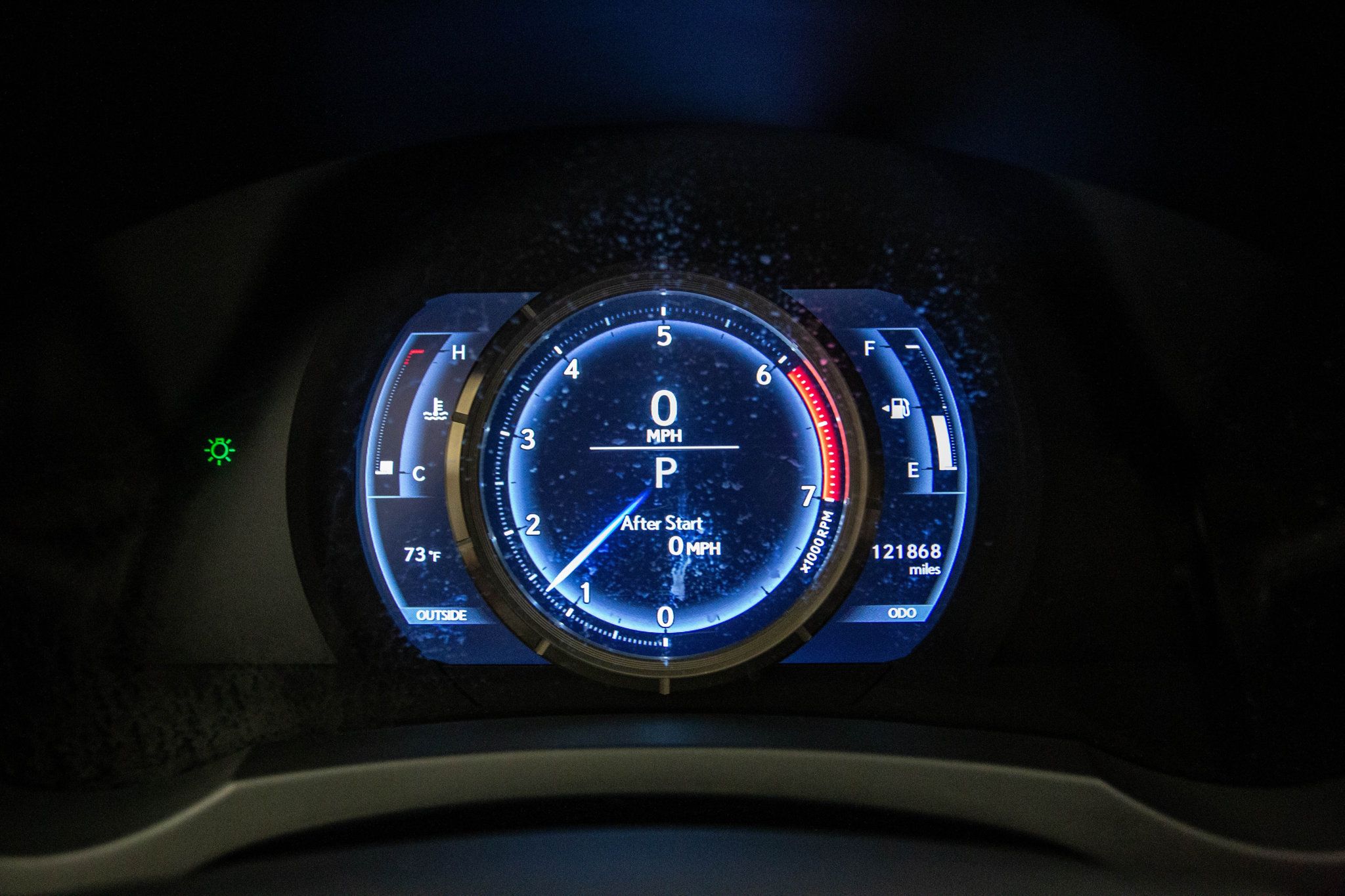2016 Lexus IS 200t F SPORT photo 9