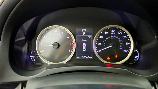 2016 Lexus IS 200t 4dr Sedan w/ Dynamic Gridline Backup Camera - 23088125 - 14