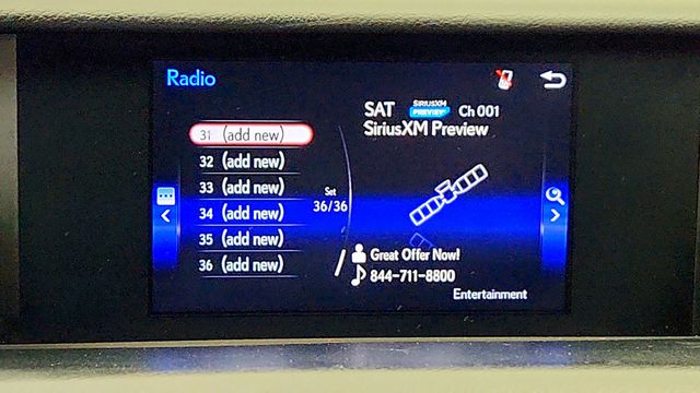2016 Lexus IS 200t 4dr Sedan w/ Dynamic Gridline Backup Camera - 23088125 - 18