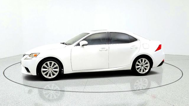2016 Lexus IS 200t 4dr Sedan w/ Dynamic Gridline Backup Camera - 23088125 - 7