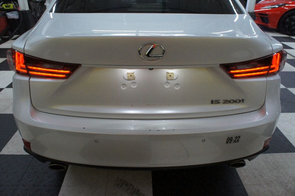 2016 Lexus IS 200t Stunning - 22098552 - 15