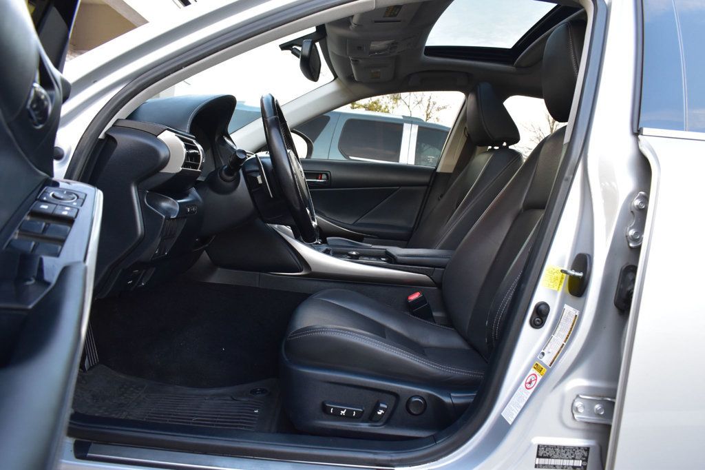 2016 Lexus IS 300 4dr Sedan AWD - 22963687 - 12