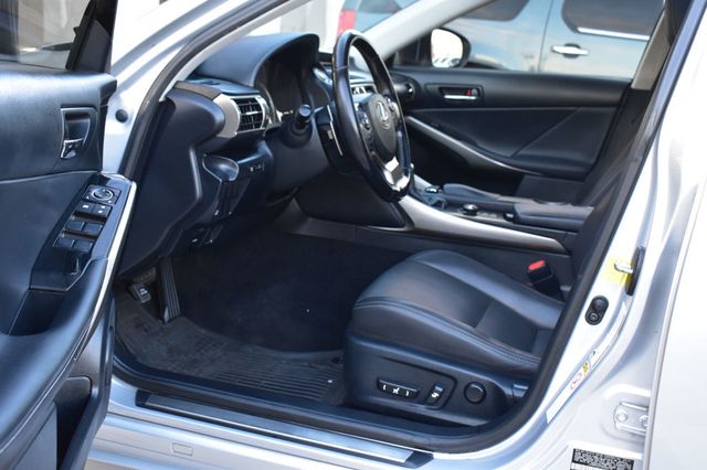 2016 Lexus IS 300 4dr Sedan AWD - 22963687 - 14