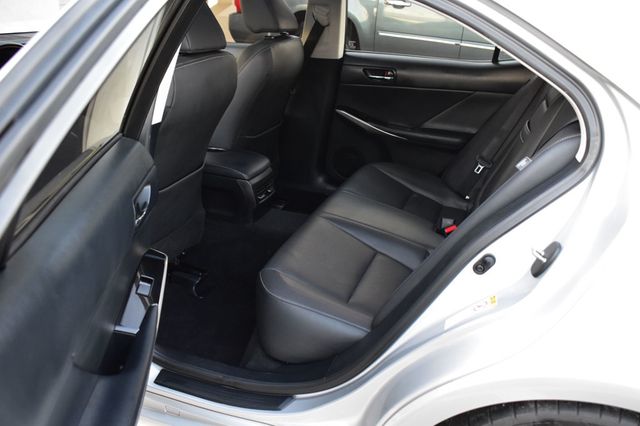 2016 Lexus IS 300 4dr Sedan AWD - 22963687 - 18