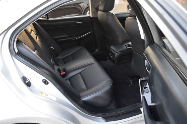 2016 Lexus IS 300 4dr Sedan AWD - 22963687 - 21