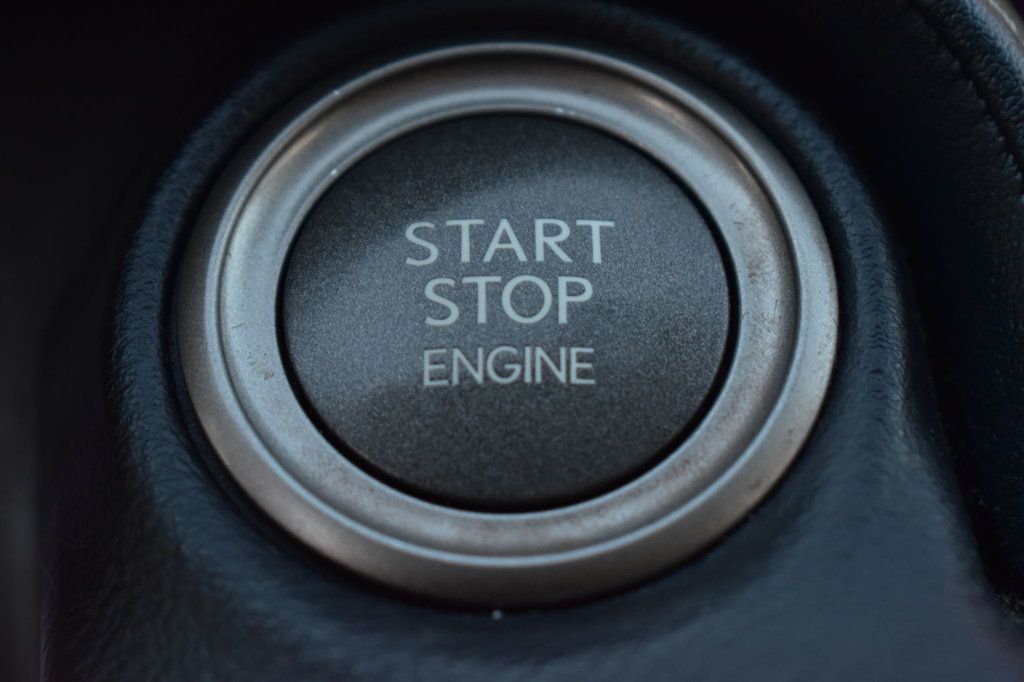 2016 Lexus IS 300 4dr Sedan AWD - 22963687 - 30