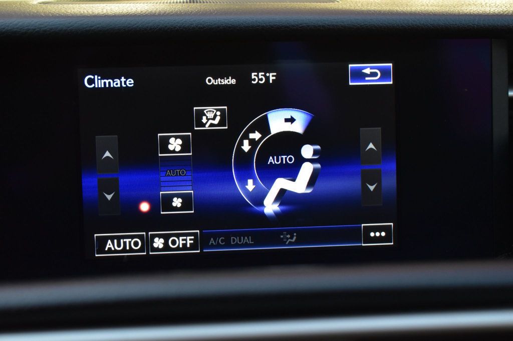 2016 Lexus IS 300 4dr Sedan AWD - 22963687 - 35