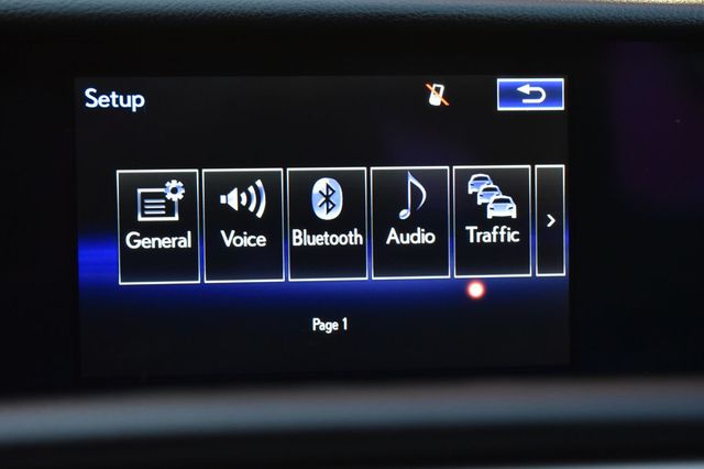 2016 Lexus IS 300 4dr Sedan AWD - 22963687 - 36