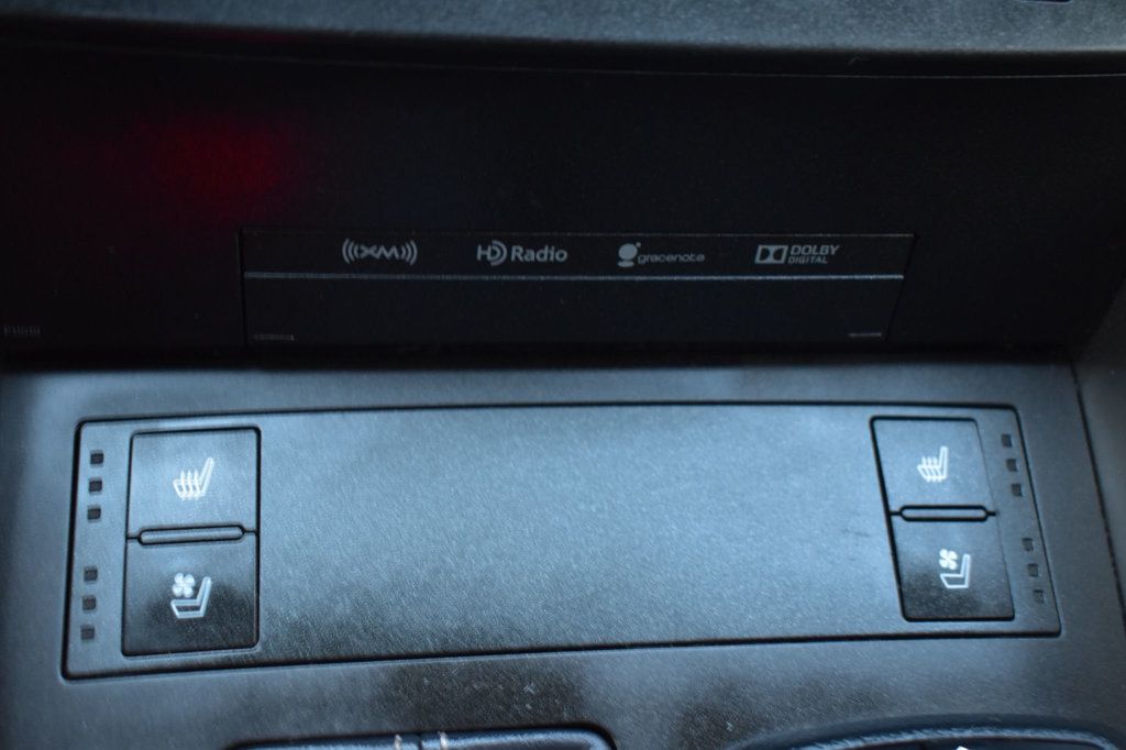 2016 Lexus IS 300 4dr Sedan AWD - 22963687 - 39