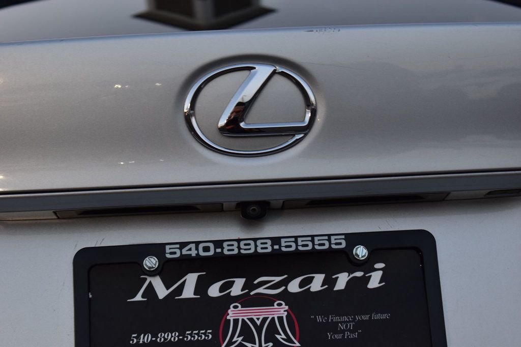 2016 Lexus IS 300 4dr Sedan AWD - 22963687 - 49