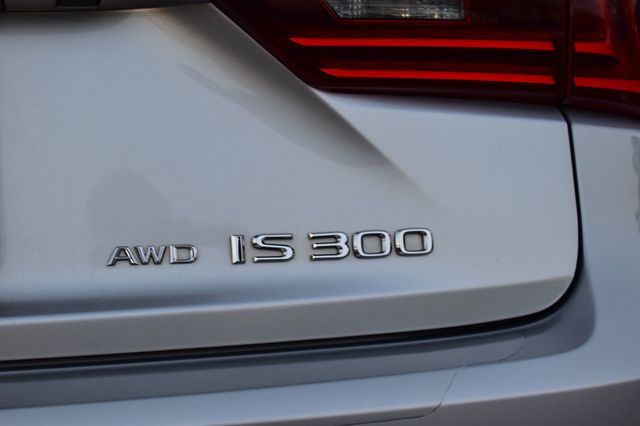2016 Lexus IS 300 4dr Sedan AWD - 22963687 - 50