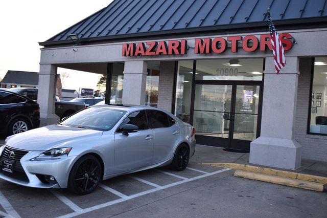 2016 Lexus IS 300 4dr Sedan AWD - 22963687 - 7
