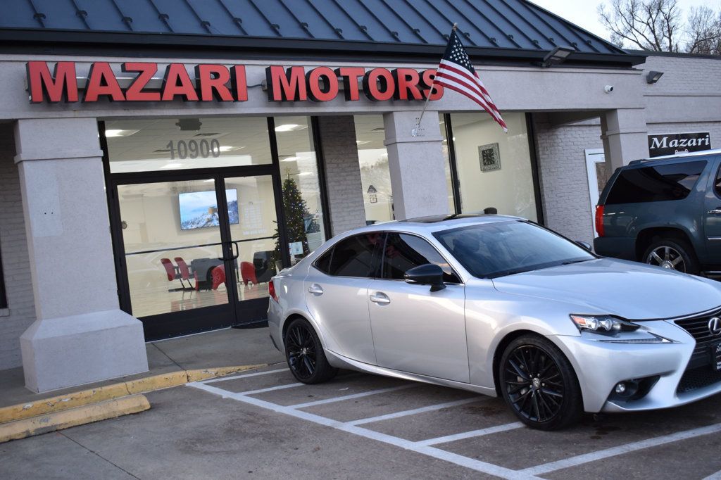 2016 Lexus IS 300 4dr Sedan AWD - 22963687 - 8