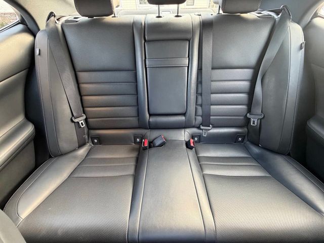 2016 Lexus IS 300 4dr Sedan AWD - 22984321 - 13