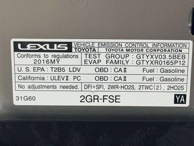 2016 Lexus IS 300 4dr Sedan AWD - 23052208 - 12